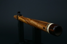 Redbud Native American Flute, Minor, Mid A-4, #E52H